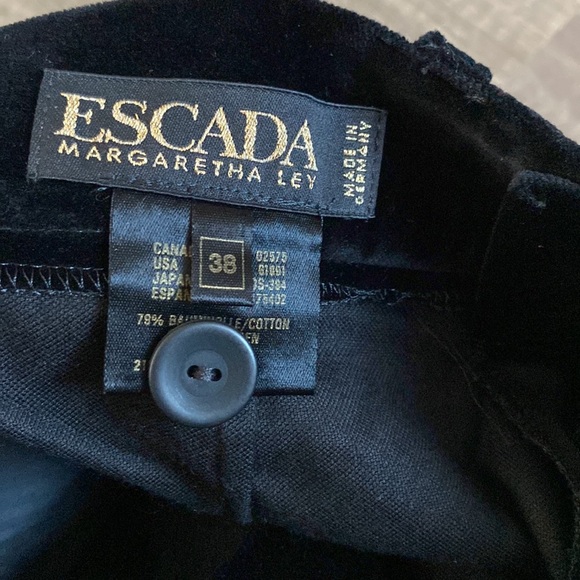 ESCADA MARGARETHA LEY VELVET PLEATED PANTS - Picture 5 of 13